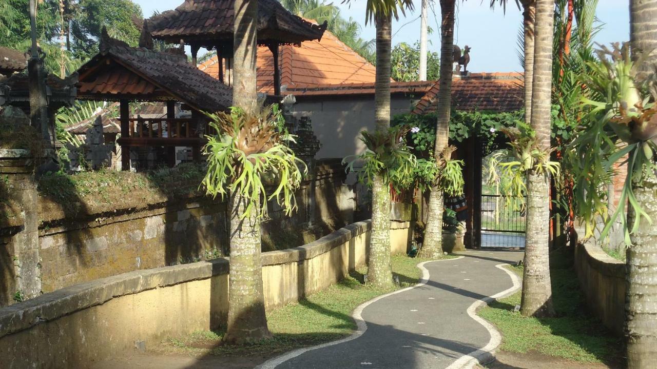 Pariliana Hotel Ubud  Exterior photo
